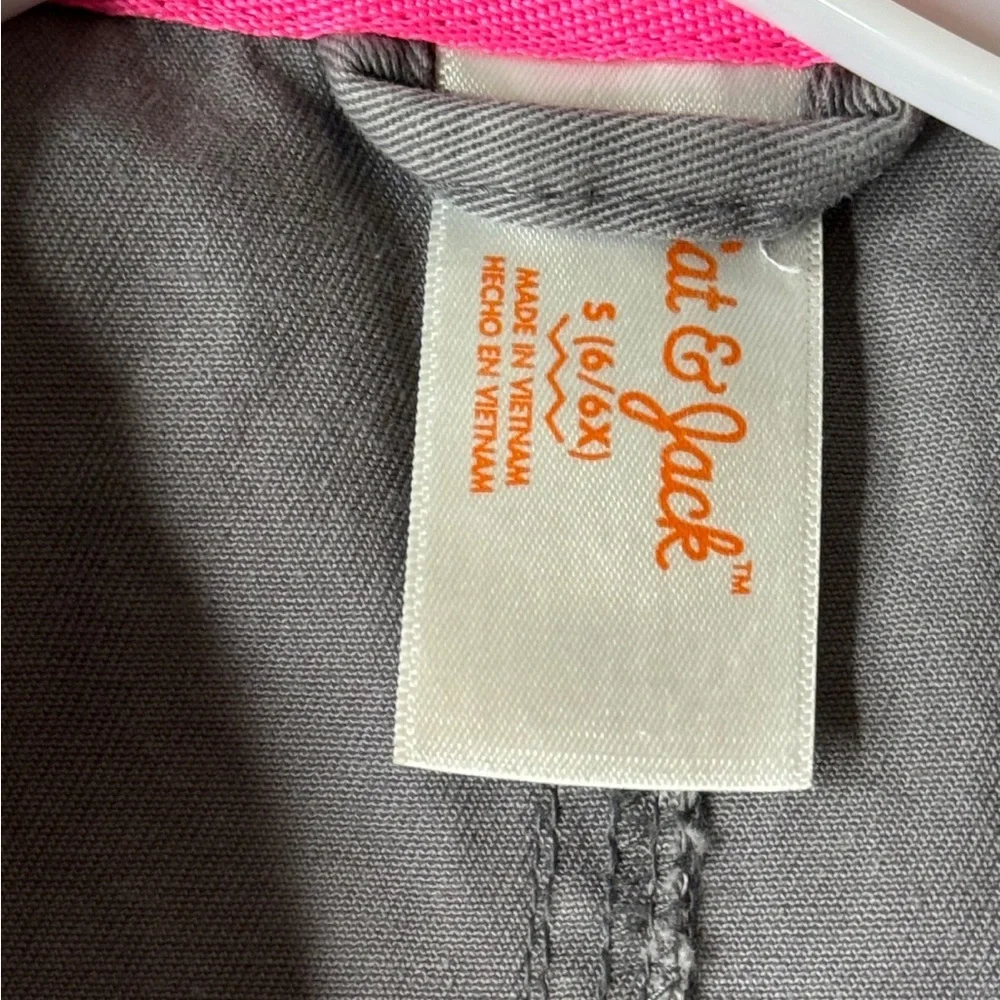 Cat& Jack. Gray Utility Vest. Great Condition. Size Small.